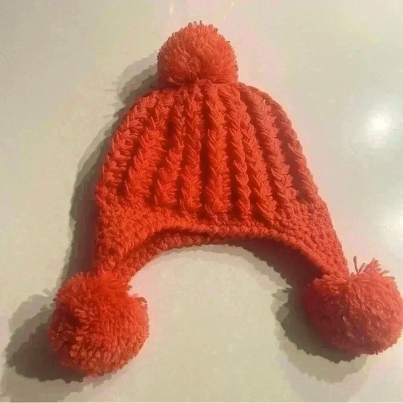 CORAL ORANGE  POMPOM KNITTED WINTER HAT - Picture 1 of 7